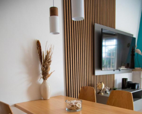 Roussev Apartment - Coastal Gem - Anzio Anzio
